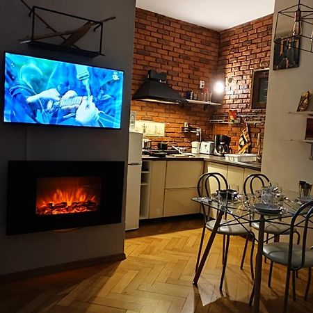 Old Town Cozy Flat Apartment Brasov Bilik gambar